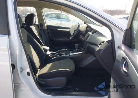 2017 Nissan Sentra S z USA, uszkodzony, nr VIN 3N1AB7AP2HY407129